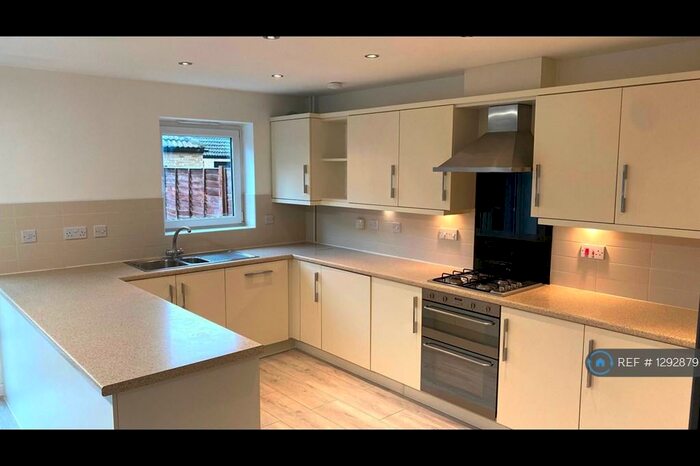 4 Bedroom Terraced House To Rent In Holly Blue Close, Little Paxton, St. Neots, PE19