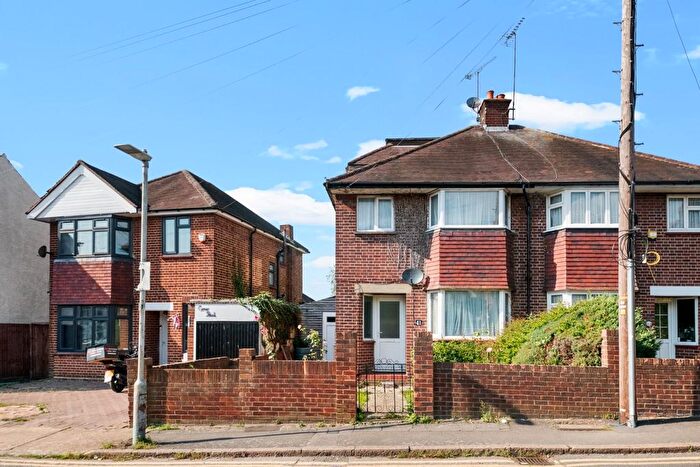 5 Bedroom Semi-Detached House To Rent In Montague Road, Uxbridge, UB8