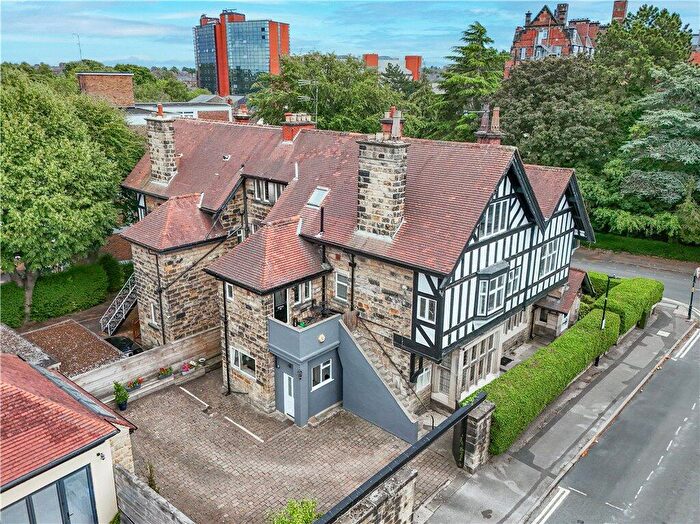 2 Bedroom Apartment For Sale In Springfield Avenue, Harrogate, HG1