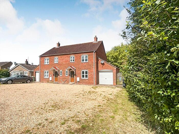 3 Bedroom Semi-Detached House For Sale In Bustards Lane, Walpole St Peter, Wisbech, Norfolk, PE14