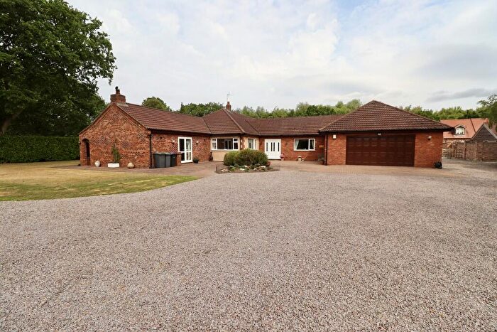 4 Bedroom Detached Bungalow For Sale In Wood Lane, South Hykeham, LN6