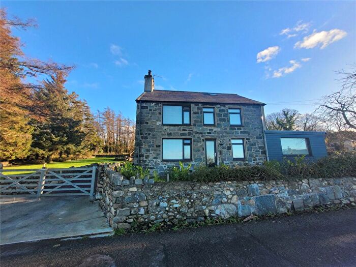 4 Bedroom Detached House For Sale In Groeslon, Caernarfon, Gwynedd, LL54