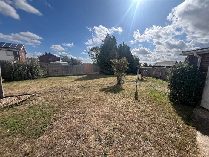 2 Bedroom Bungalow For Sale In Moor Park, Ruskington, NG34