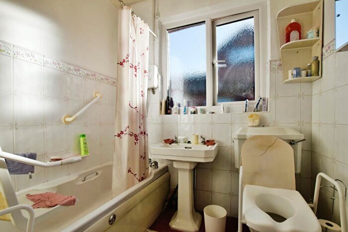 4 Bedroom Detached House For Sale In St. Werburghs Road, Manchester, Greater Manchester, M21