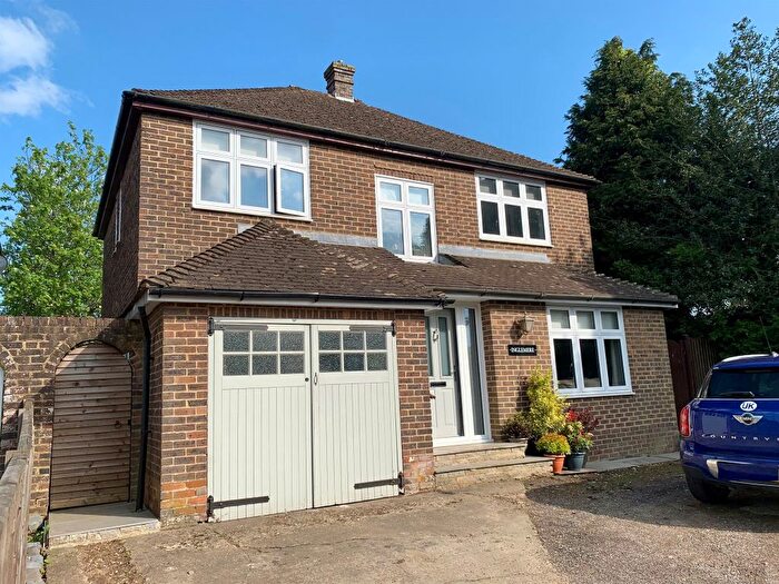 4 Bedroom Detached House For Sale In Upper Street, Leeds, Maidstone, ME17