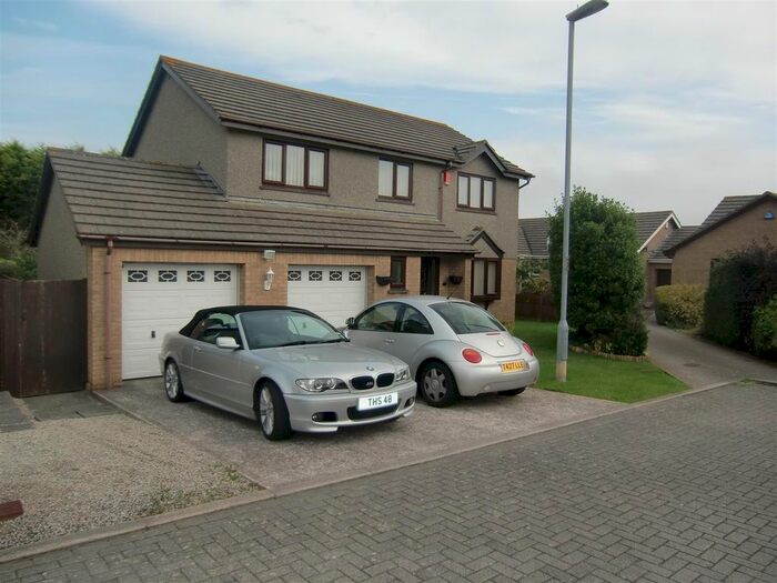 4 Bedroom Detached House To Rent In Pool, Redruth, Cornwall, TR15