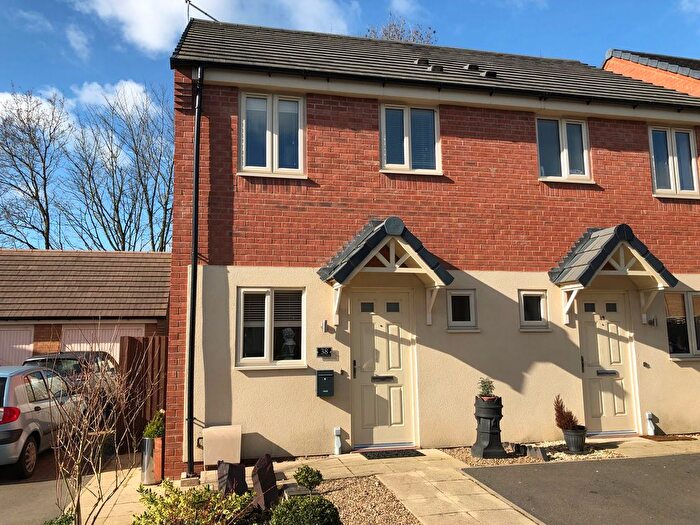 2 Bedroom Semi-Detached House To Rent In Convent Drive, Stoke Golding, Nuneaton, CV13