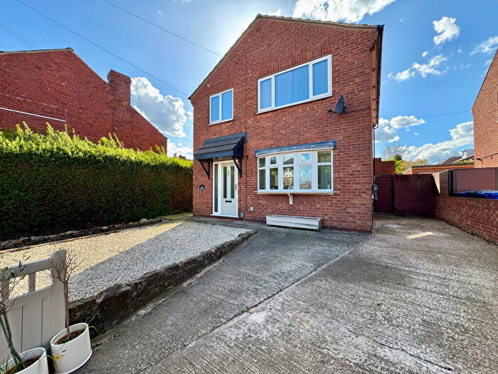 3 Bedroom Detached House For Sale In Adwick Road, Mexborough, S64