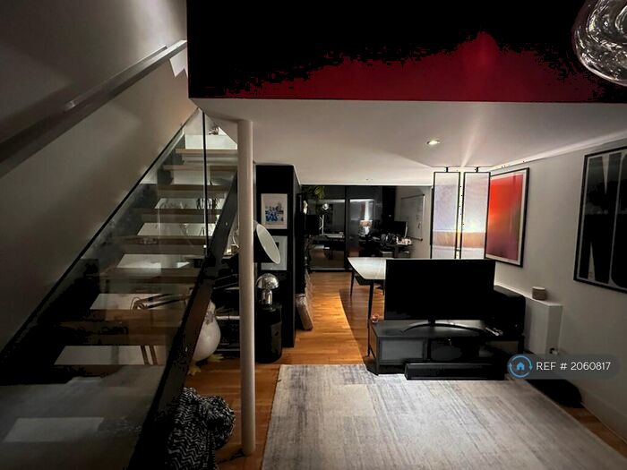 2 Bedroom Terraced House To Rent In Laburnum Street, Salford, M6