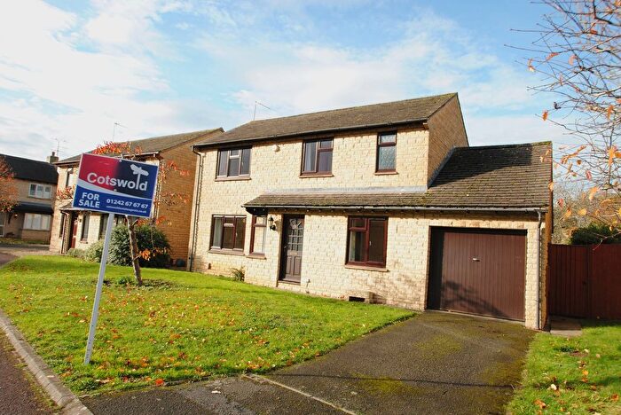 4 Bedroom Detached House For Sale In Hawthorn Drive, Woodmancote, Cheltenham, GL52