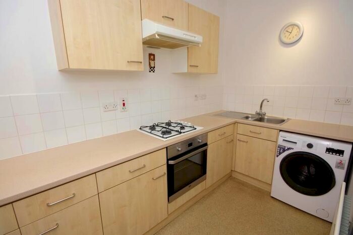 1 Bedroom Flat To Rent In Regents Park Road, Finchley N3