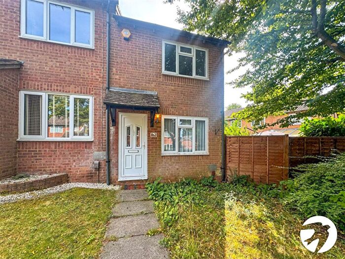 2 Bedroom End Of Terrace House To Rent In Spenlow Drive, Chatham, Kent, ME5