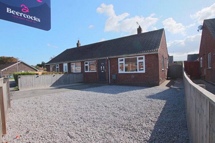 2 Bedroom Semi-Detached Bungalow For Sale In Main Road, Burton Pidsea, Hull, HU12