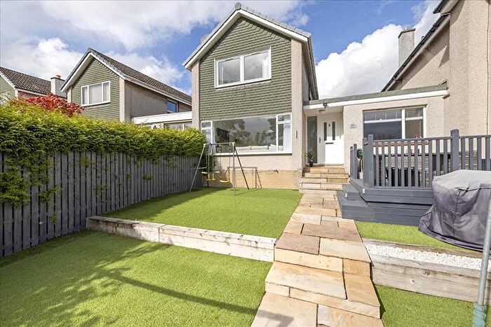 3 Bedroom Detached House For Sale In Carlops Road, Penicuik, EH26