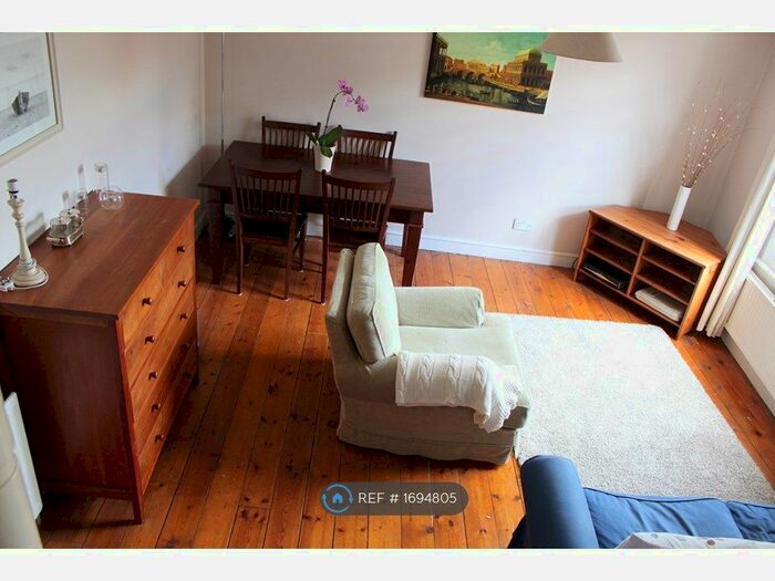 1 Bedroom Flat To Rent In Lavender Hill, London, SW11