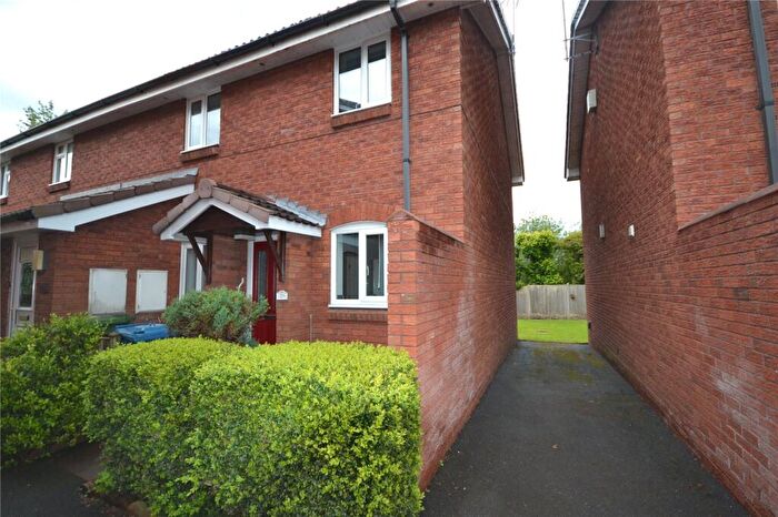 1 Bedroom Flat For Sale In Sandon Mews, Stafford, Staffordshire, ST16