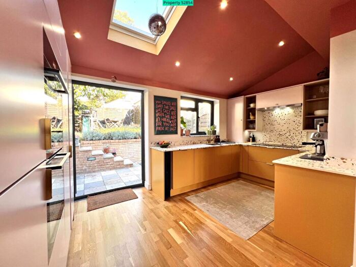 3 Bedroom Terraced House For Sale In Moordown, London, SE18