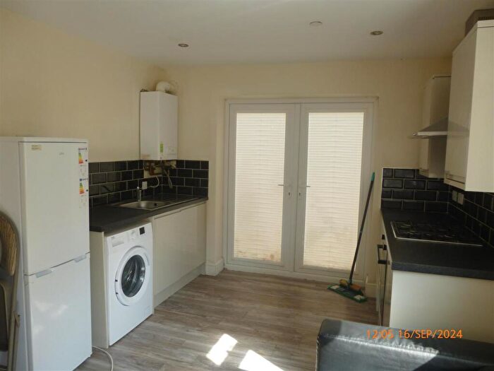 2 Bedroom House To Rent In Colum Road, Cathays, CF10