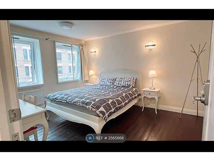 2 Bedroom Flat To Rent In Vale Royal House, London, WC2H