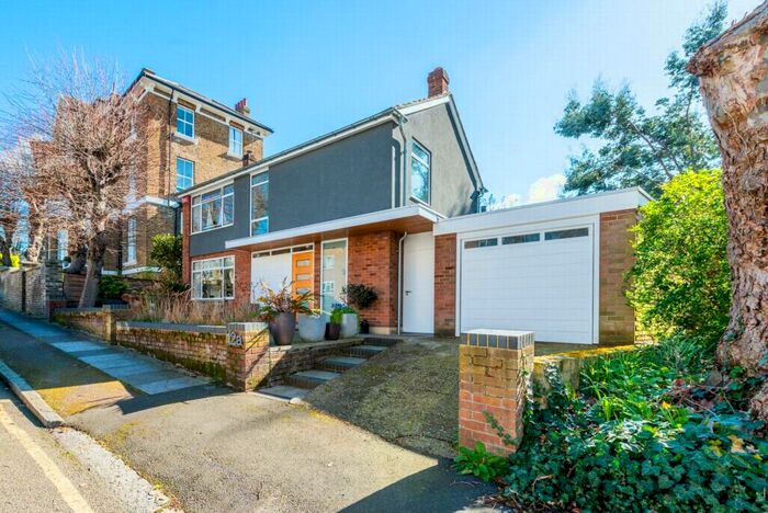 4 Bedroom House To Rent In Eliot Park, Lewisham, SE13