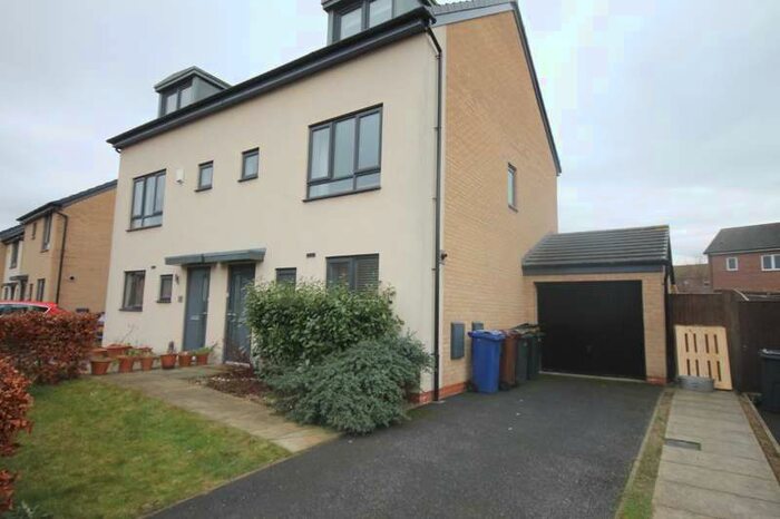 3 Bedroom Semi-Detached House To Rent In Kirkstall Road, , , S71