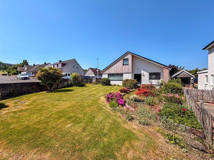 4 Bedroom Detached House For Sale In Livingstone Gardens, Larkhall, ML9