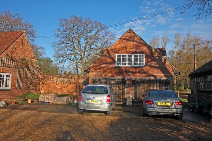 1 Bedroom Flat To Rent In Windlesham Road, Chobham, Woking, GU24