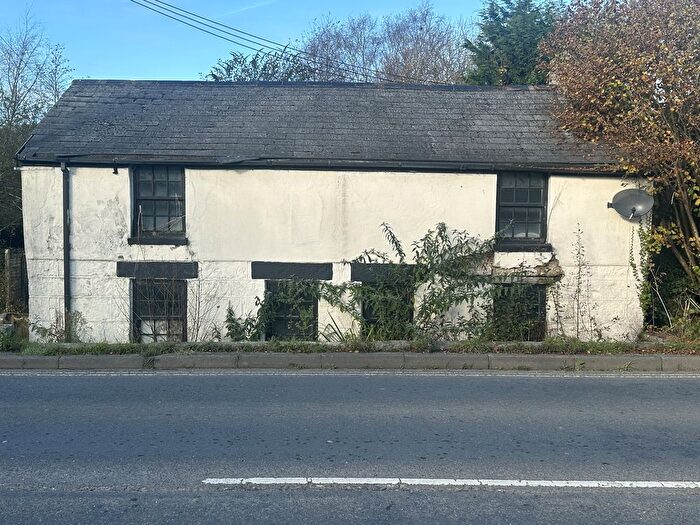 4 Bedroom Property For Sale In Tywardreath Highway, Par, Cornwall, PL24
