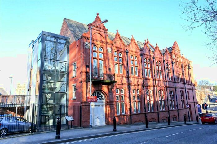 3 Bedroom Apartment For Sale In Wellington Street, Stockport, SK1