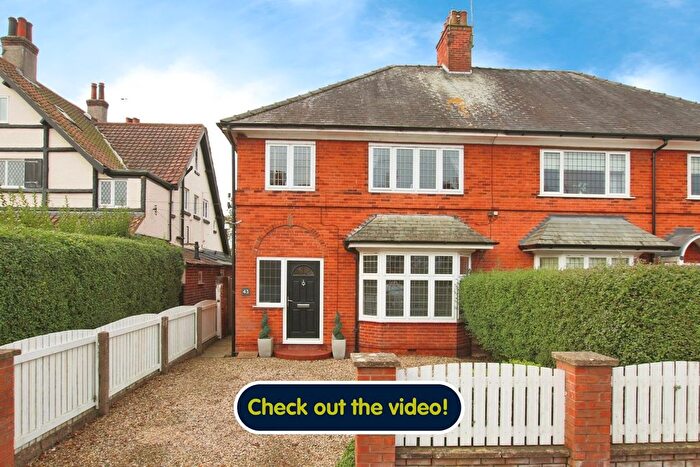 4 Bedroom Semi-Detached House For Sale In St. Johns Road, Driffield, YO25