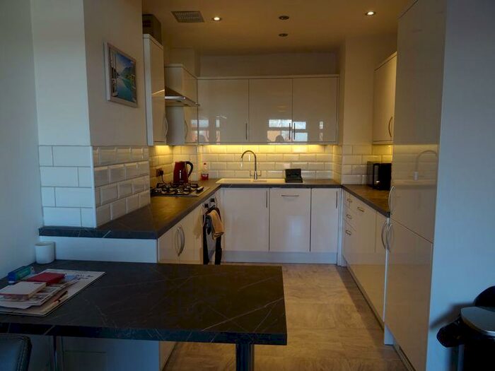 2 Bedroom Flat To Rent In Brownspring Drive, New Eltham, SE9