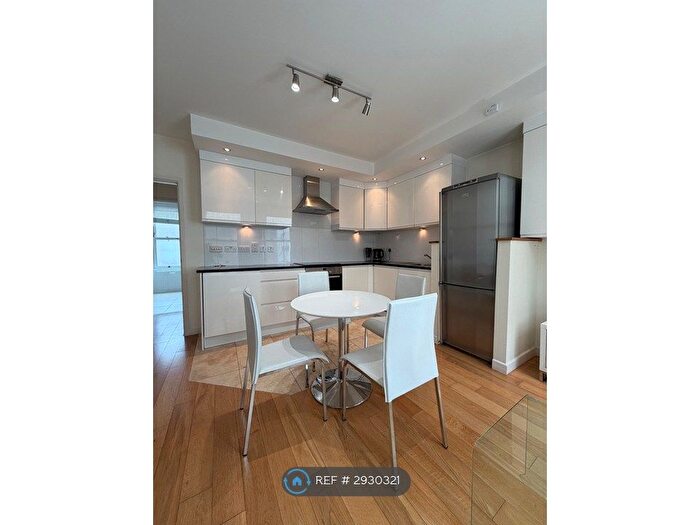 1 Bedroom Flat To Rent In Reids Building, London, EC1N