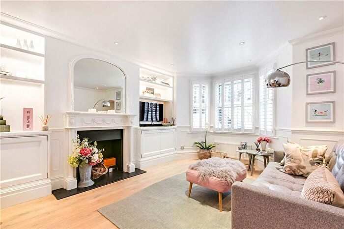 1 Bedroom Flat To Rent In Tetcott Road, Chelsea, SW10