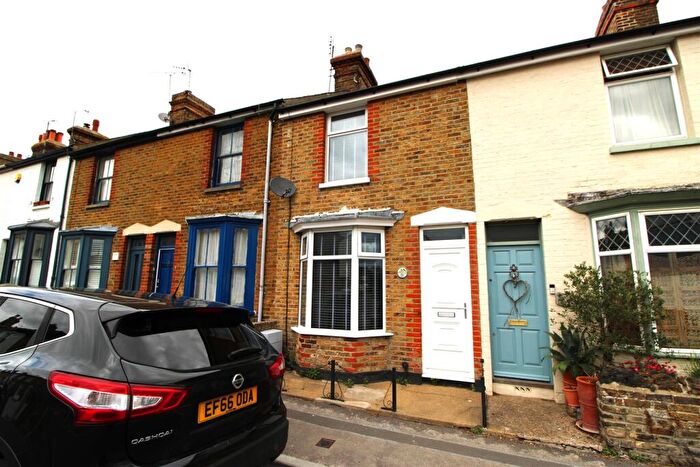 2 Bedroom House To Rent In Albert Street, Whitstable, CT5