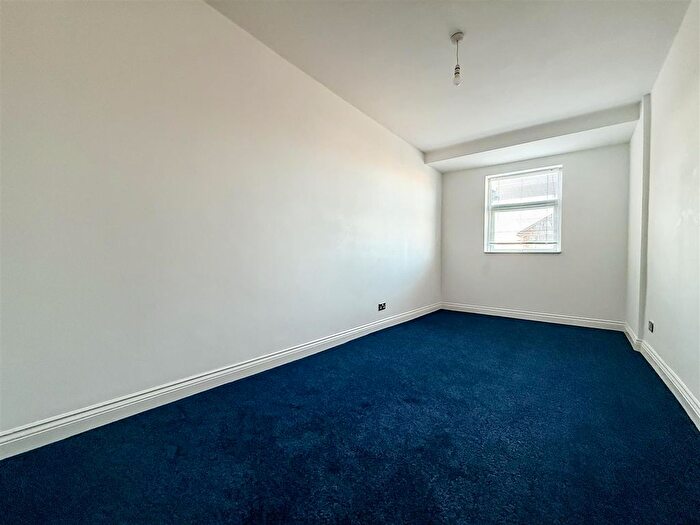 1 Bedroom Flat For Sale In Copnor Road, Portsmouth, PO3