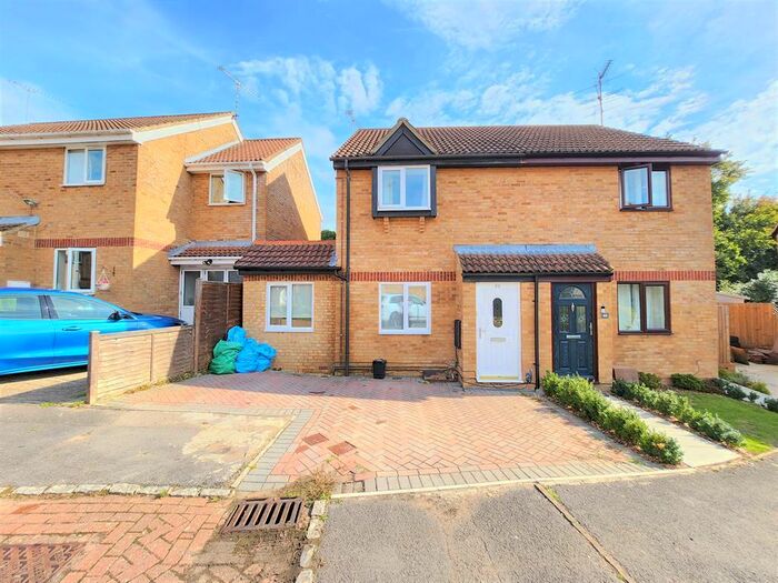 2 Bedroom Semi-Detached House To Rent In Jupiter Way, Wokingham, RG41