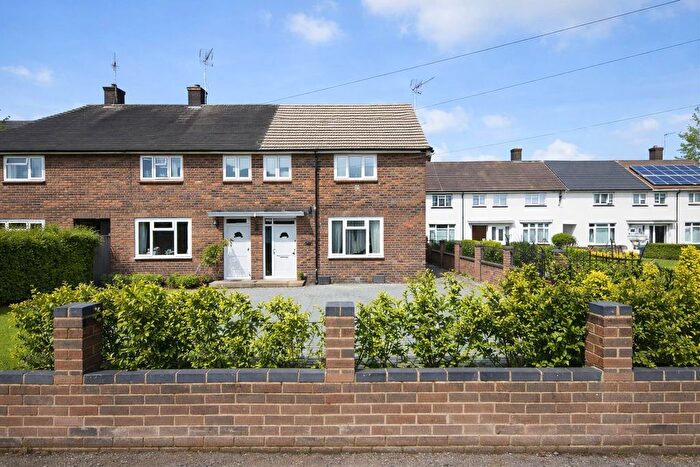 3 Bedroom End Of Terrace House For Sale In Knebworth Path, Borehamwood, WD6