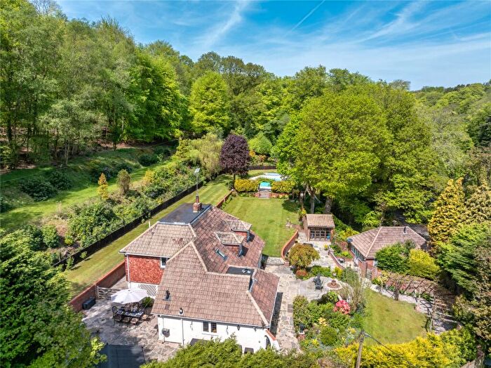6 Bedroom House For Sale In Fullers Vale, Headley Down, Hampshire, GU35