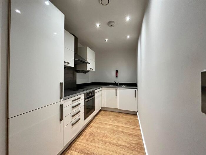 1 Bedroom Flat To Rent In Hill Quays (Block B), Commercial Street, Manchester, M15