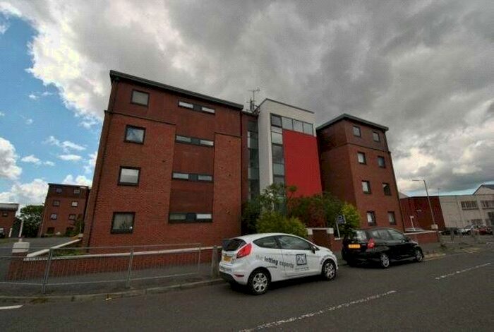 2 Bedroom Flat To Rent In Shuna Street, Glasgow, G20