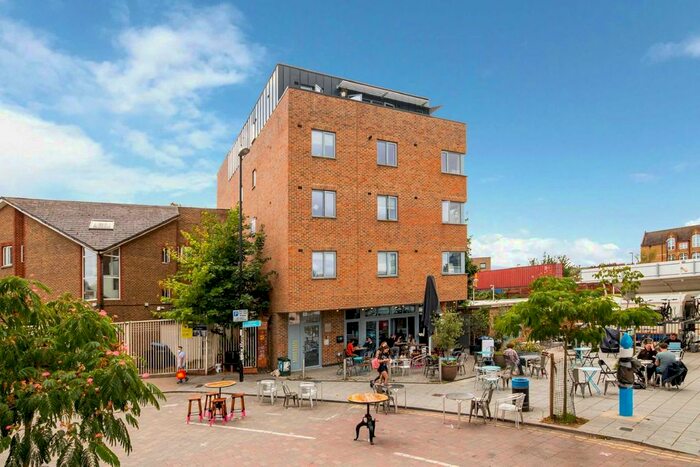 2 Bedroom Flat To Rent In Coulgate Street, London, SE4