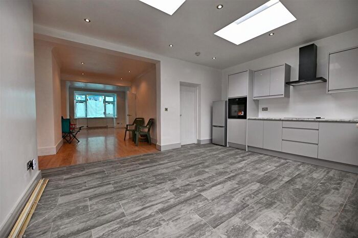 4 Bedroom Semi-Detached House To Rent In Bute Road, Barkingside, IG6