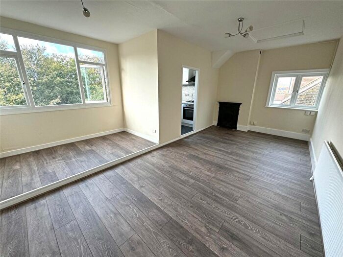 1 Bedroom Apartment To Rent In Morland Avenue, Croydon, CR0