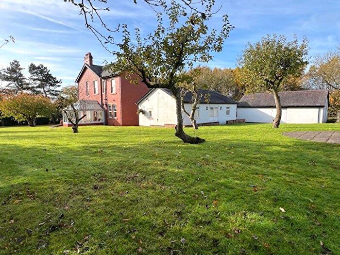 4 Bedroom Detached House For Sale In Drumacre Lane West, Longton, Preston, PR4