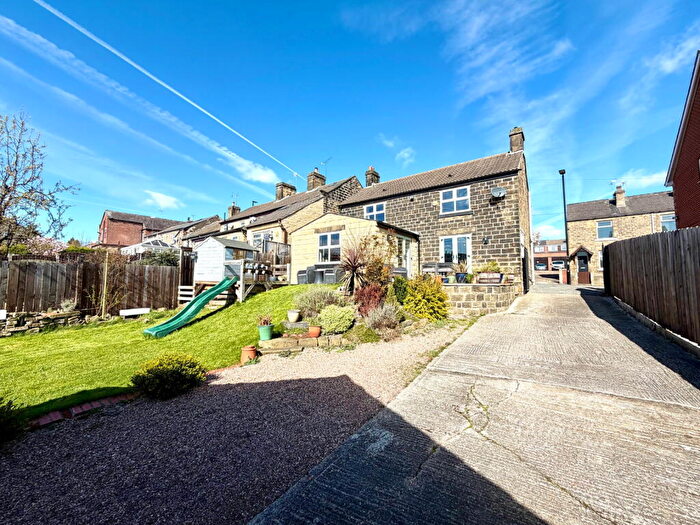 3 Bedroom Detached House For Sale In Burncross Road, Burncross, Sheffield, S35