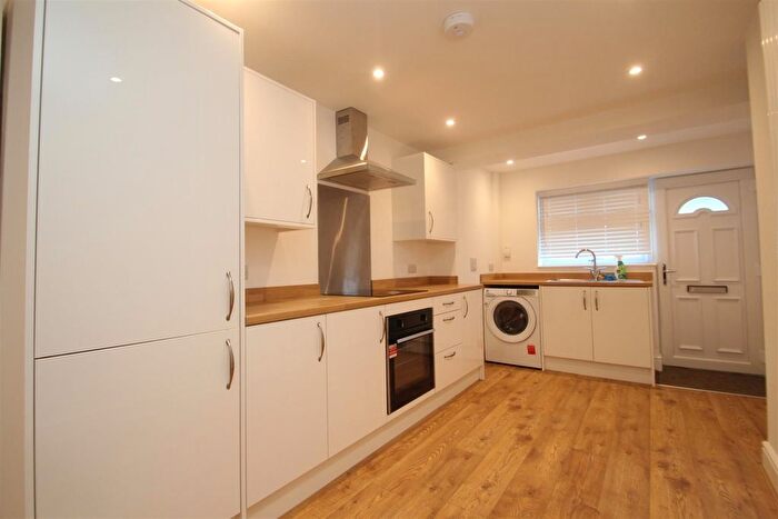 1 Bedroom Flat To Rent In Wharfedale, Hemel Hempstead, HP2