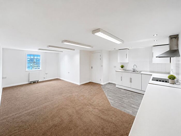 1 Bedroom Apartment To Rent In Weavers Court, Halstead, CO9