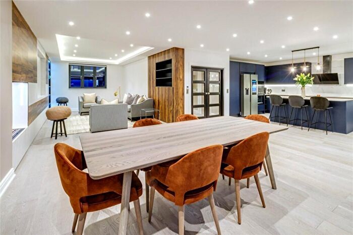 4 Bedroom Semi-Detached House For Sale In Oddesey Road, Borehamwood, WD6