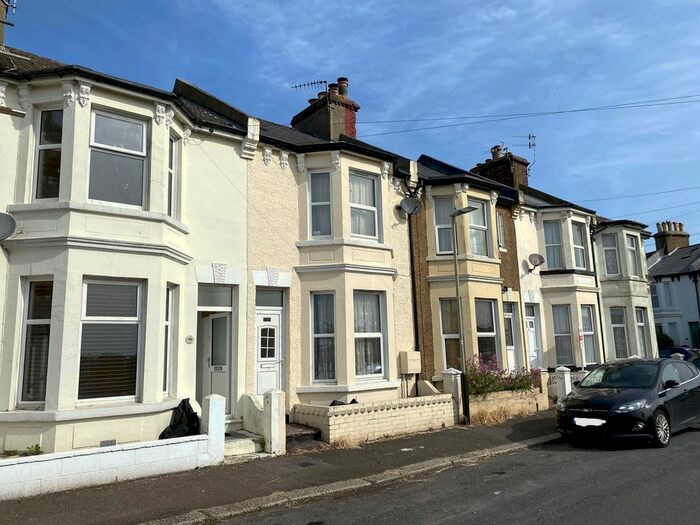 2 Bedroom Terraced House To Rent In Halton Terrace, Hastings, TN34