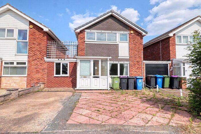 3 Bedroom Semi-Detached House For Sale In Greystones Road, Gainsborough, DN21